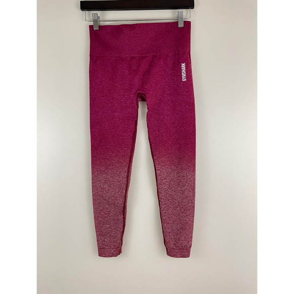 Women's Gymshark Leggings Ombre Pink Size XS Hole on Seam of Right Leg - Picture 1 of 10